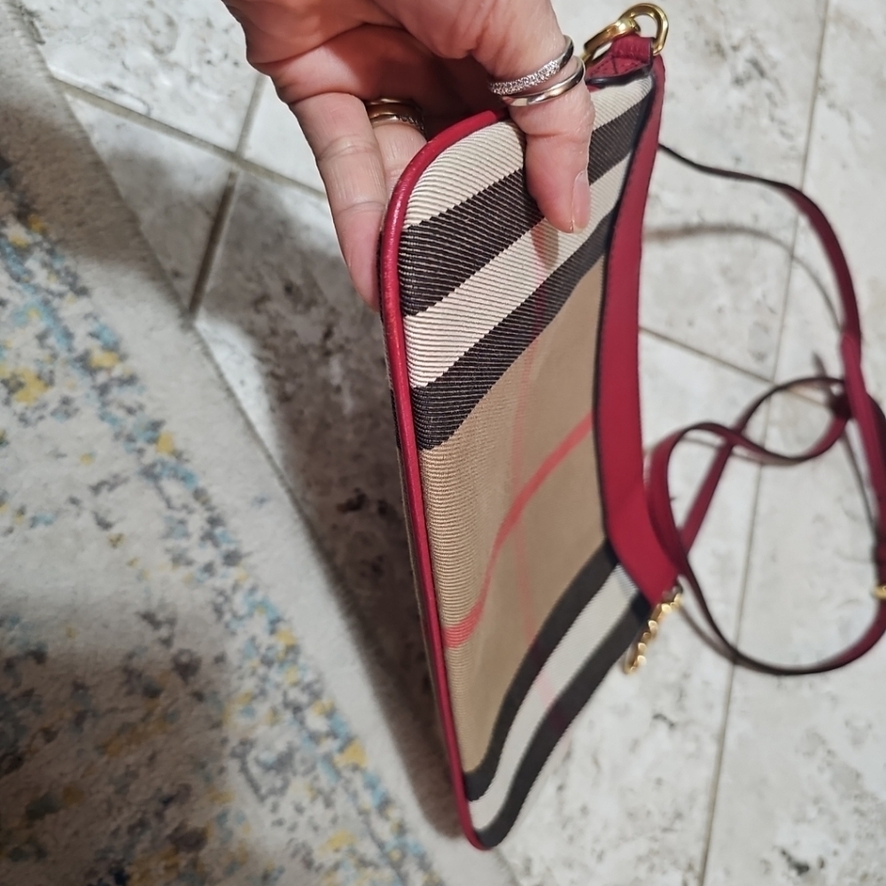 Burberry House Check Derby Peyton Crossbody Bag - Picture 7 of 13
